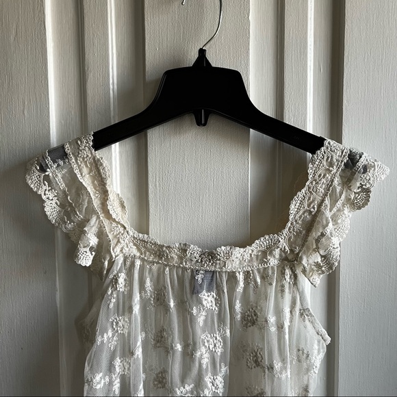 Blue Asphalt Vintage Off White Lacy Sheer Top Size Medium - Picture 7 of 10